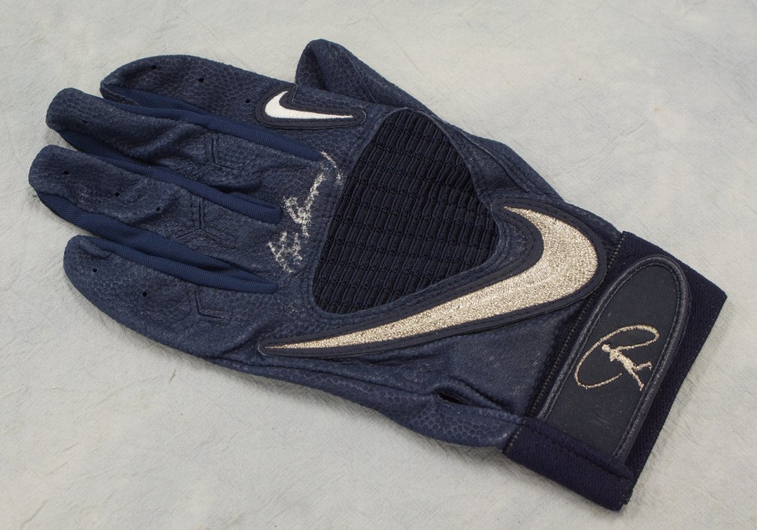 Ken Griffey Jr, autographed game worn 1998 Batting: Ken Griffey Jr, autographed game worn 1998 Batting Glove with Unique Sports / Wall of Fame COA