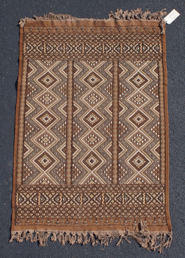 3'11" x 5'7' Turkish flat weave throw rug: 3'11" x 5'7' Turkish flat weave throw rug