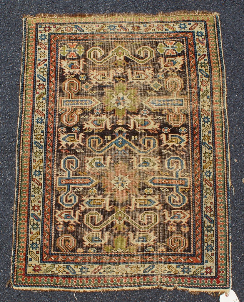 2'7" x 3'5" Caucasian throw rug, poor condition: 2'7" x 3'5" Caucasian throw rug, poor condition