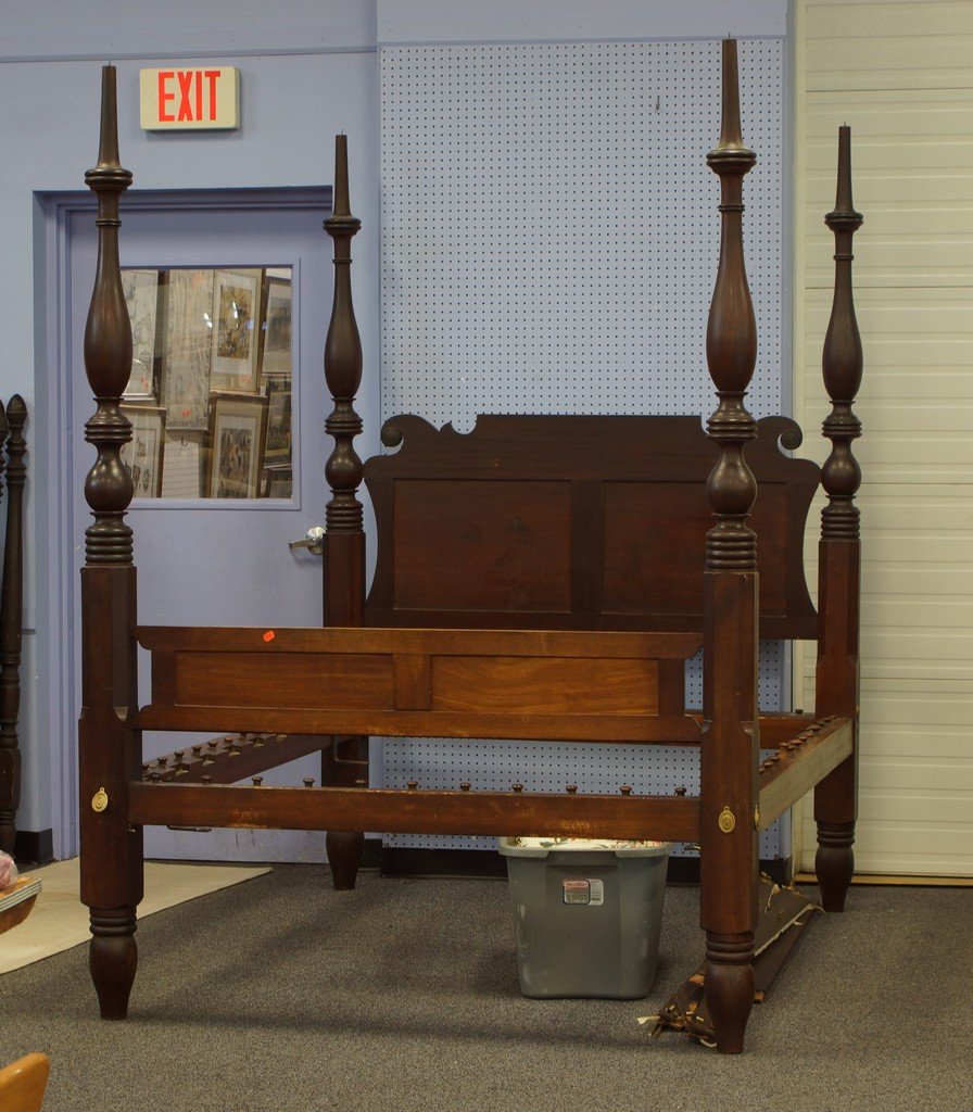 American Federal mahogany and cherry 4 post rope bed: American Federal mahogany and cherry 4 post rope bed with flat canopy top, 89" high, 64" wide, 80" long