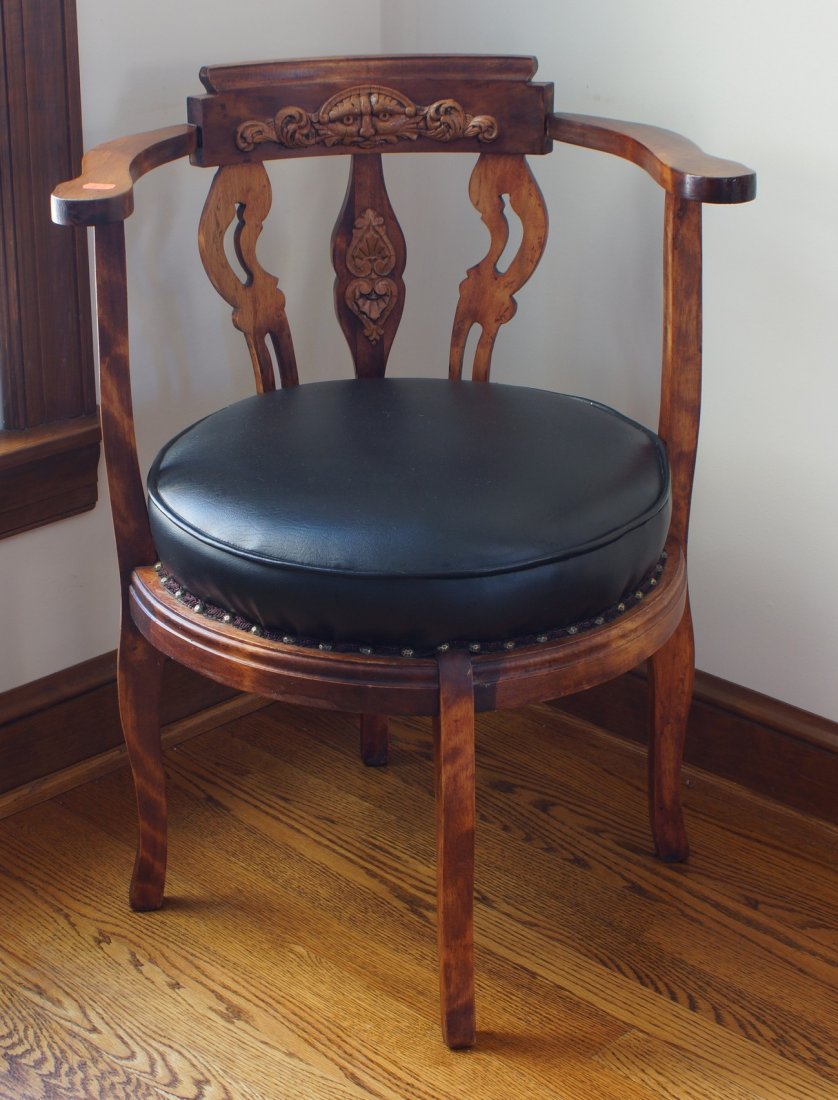 Mahogany-finished round-a-bout corner chair, 29 1-2" h: Mahogany-finished round-a-bout corner chair, 29 1-2" h
