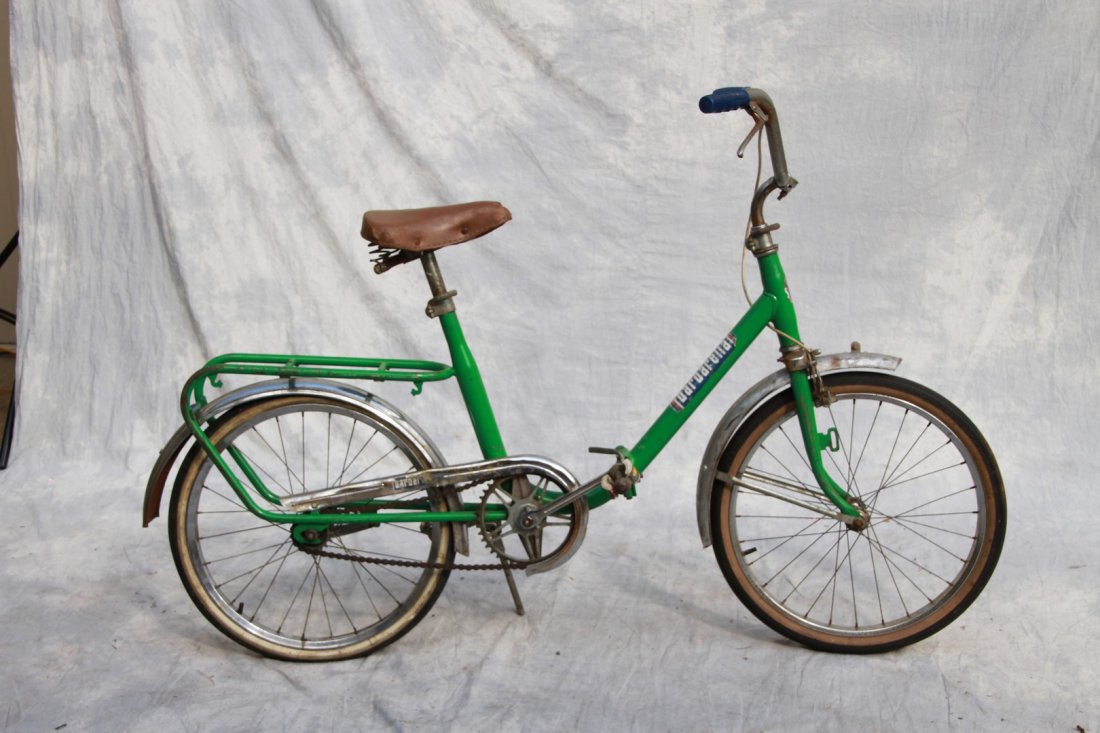 Barbarella ladies 20 x 1.75 bike; green 38"h x 56"l x: Barbarella ladies 20 x 1.75 bike; green 38"h x 56"l x 15"w