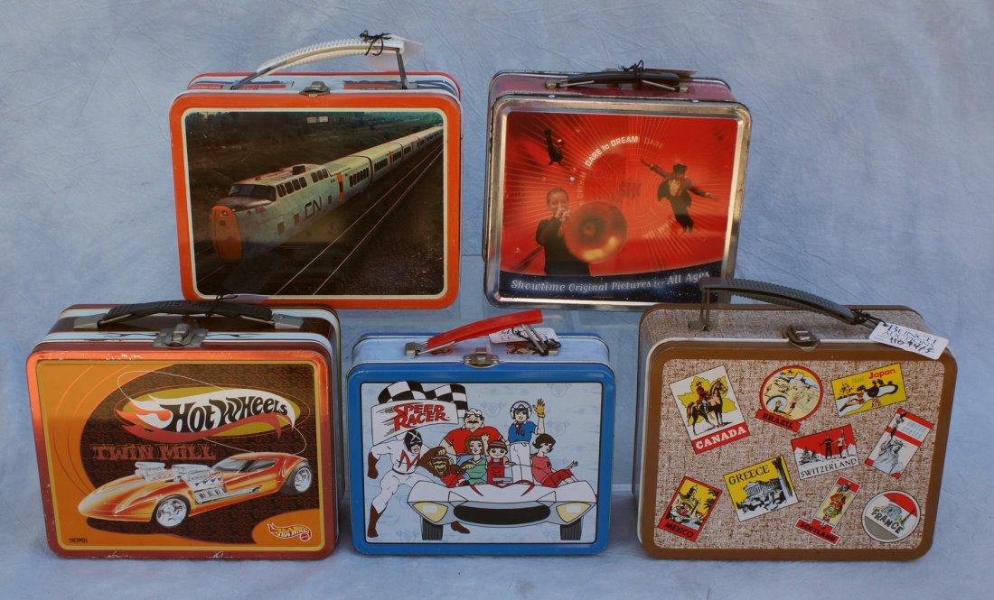 5 Tin lunch boxes, to include: Speed Racer, CP Rail,: 5 Tin lunch boxes, to include: Speed Racer, CP Rail, Dare to Dream Showtime Pictures, Hot Wheels, foreign travel labels