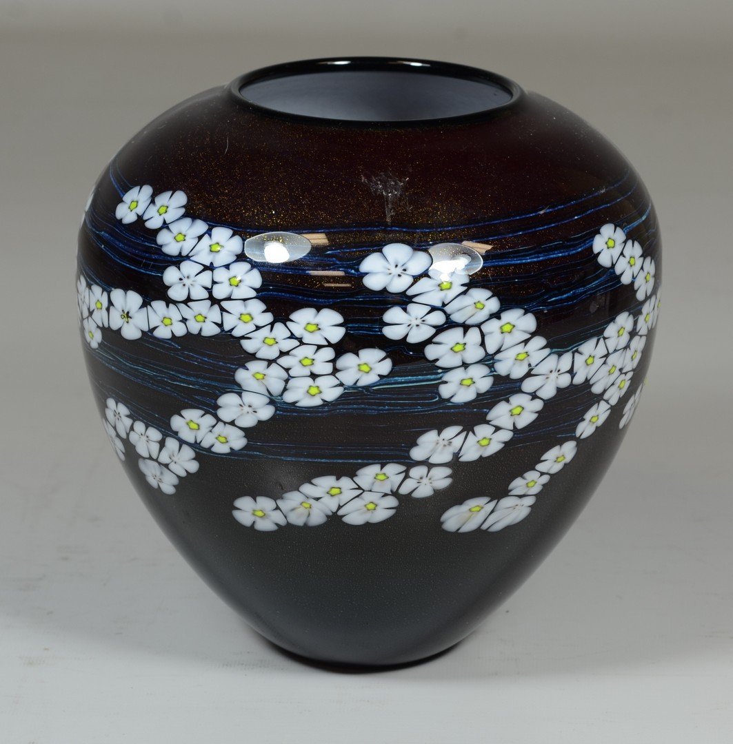 Rick Satava, art glass vase with flower design, signed: Rick Satava, art glass vase with flower design, signed "R Satava 0271-92", 6-1/2" high