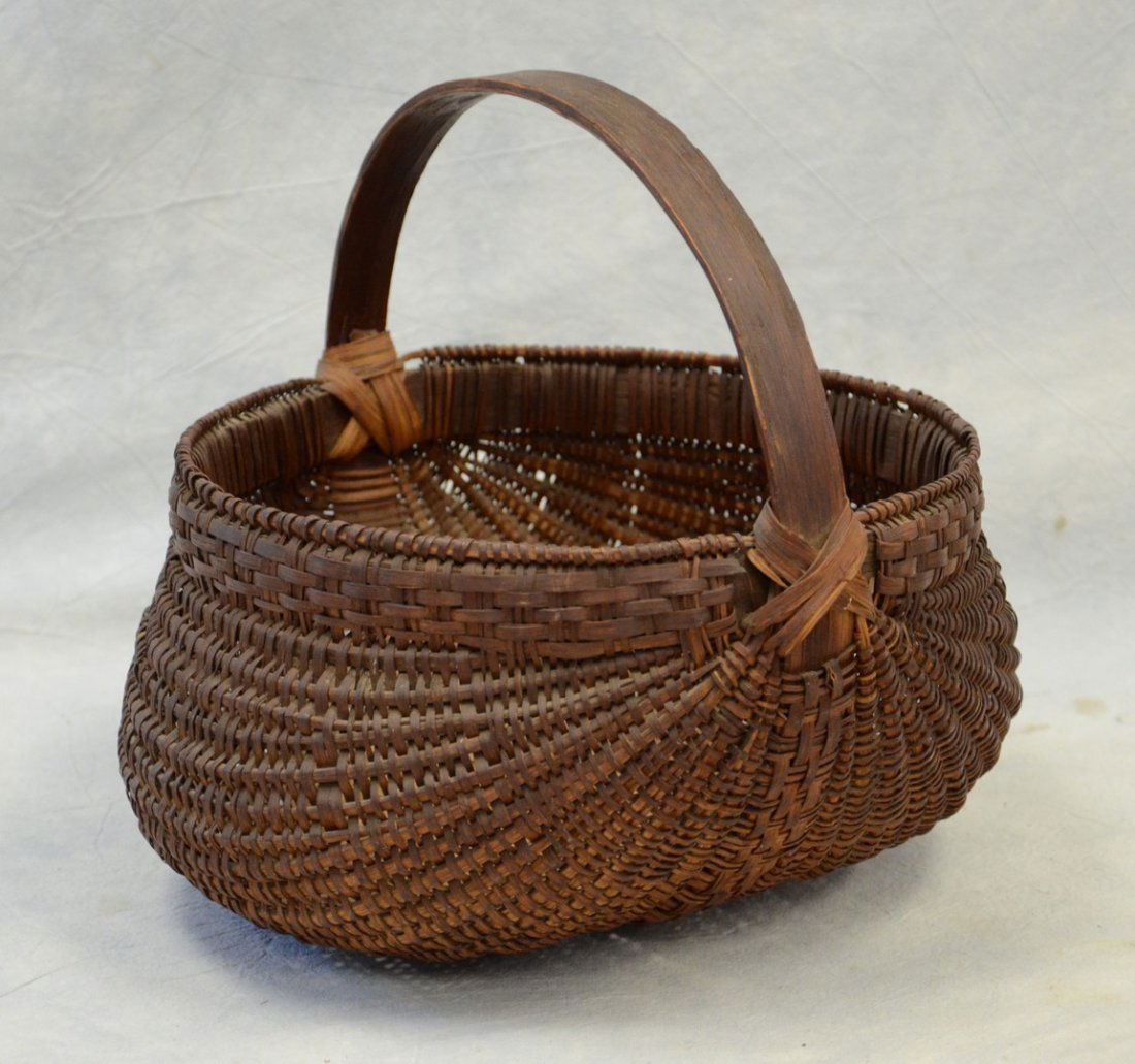 Oak splint basket, flat butt form, wonderful nutty (1 of 4)