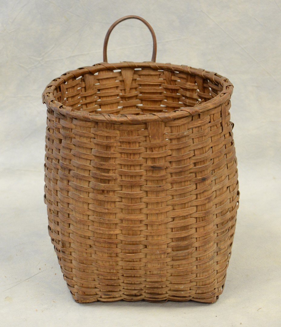 Oak splint wall basket, square bottom, round top, (1 of 3)