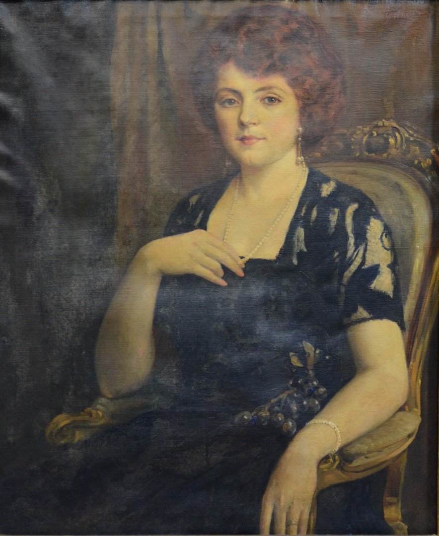 American School (20th Century), oil on canvas, Portrait (1 of 3)