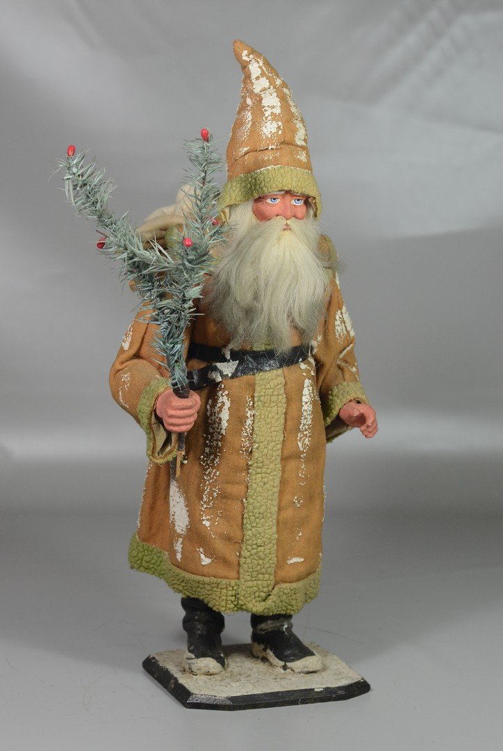 Santa figure real hair & beard, reed and rattan gift (1 of 2)