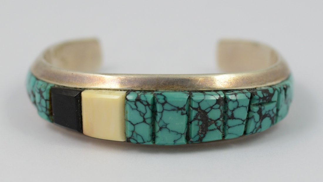 Wilbur Brady, Navajo sterling cuff bracelet, channel (1 of 3)