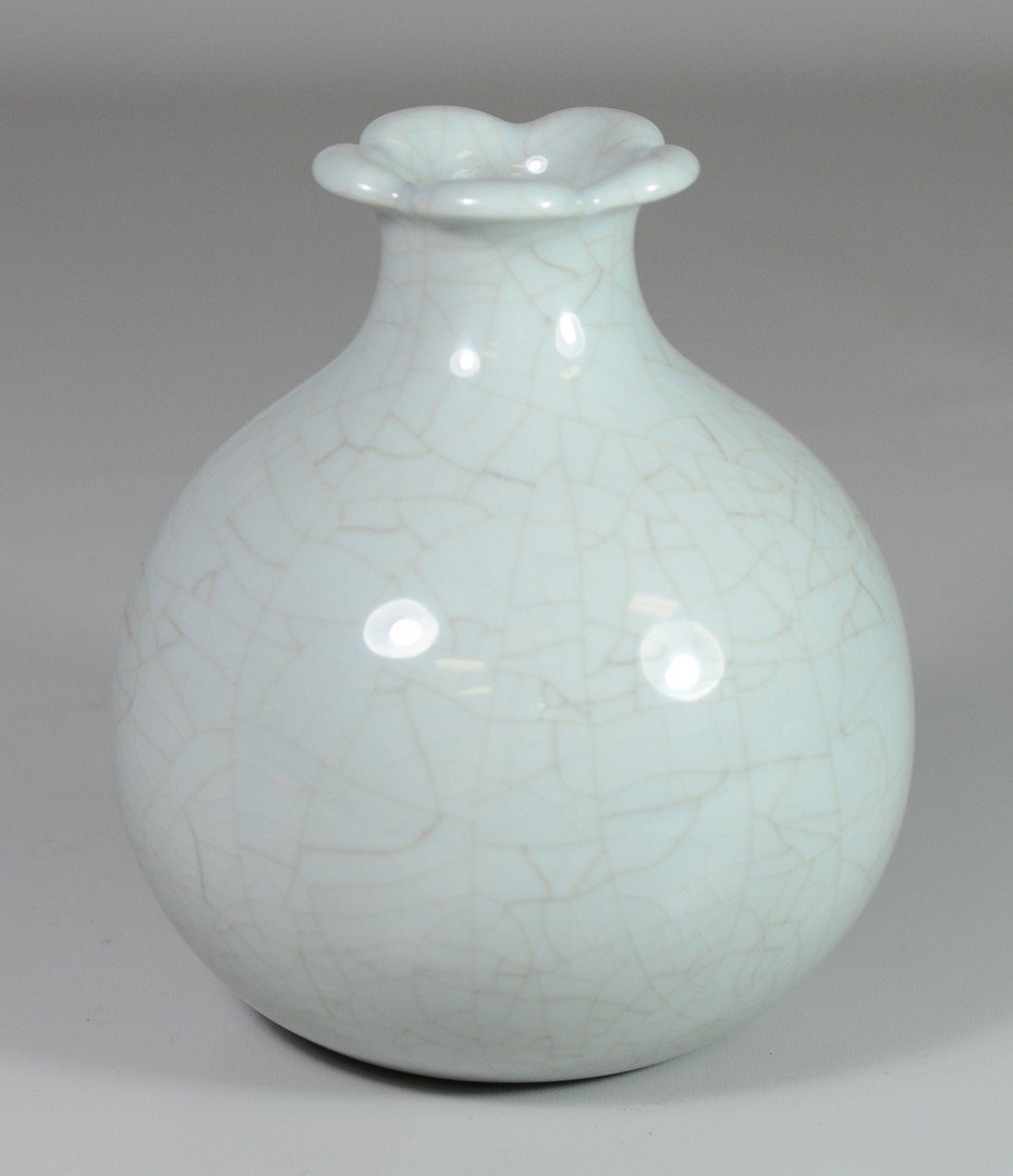 Chinese Celadon Vase with Crackle Vase, mark to base, (1 of 9)