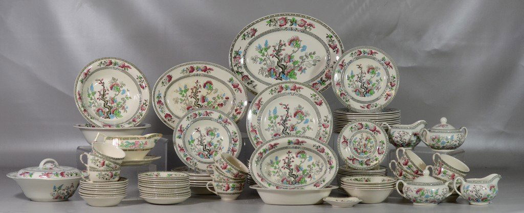 99 Pcs Johnson Bros Staffordshire, "Indian Tree", to (1 of 3)