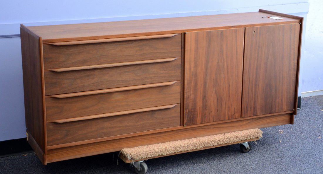 Danish modern style credenza with 4 drawers and 2 door: Danish modern style credenza with 4 drawers and 2 door cabinet, 28" h, 18" d, 65" w