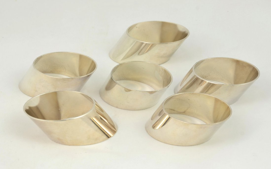 Set of 6 Silverplate Napkin Rings: Set of 6 Silverplate Napkin Rings
