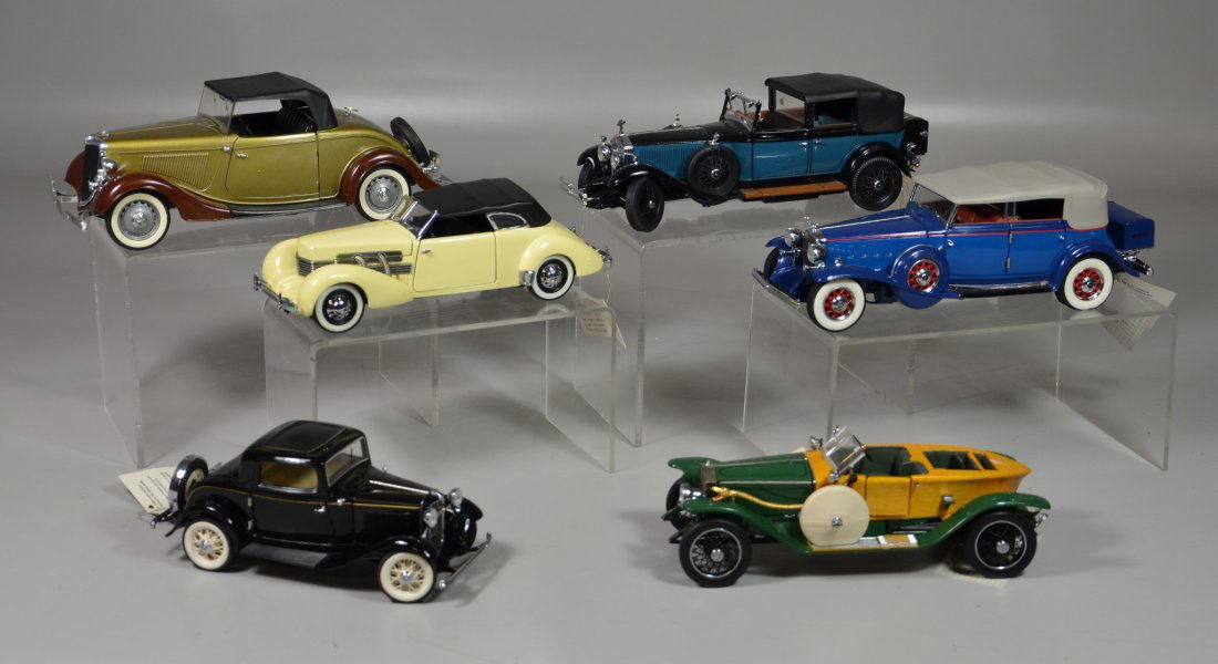 (6) Scale Model cars, Franklin Mint 1932 Cadillac V-16 (1 of 1)
