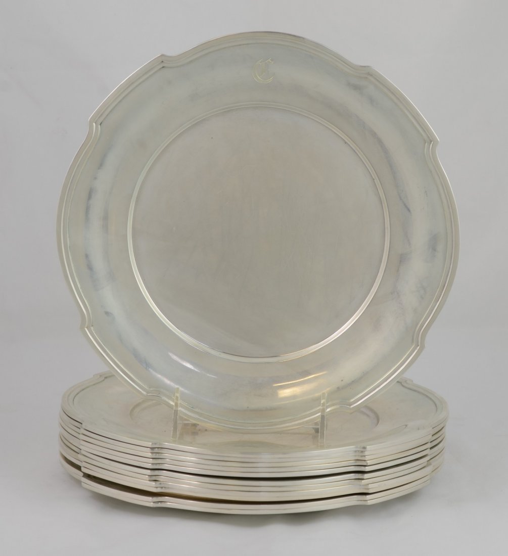 (12) Round scalloped Wallace sterling silver service (1 of 5)