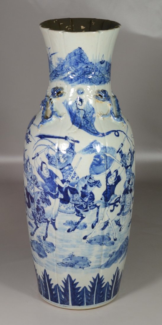 Large Chinese blue & white vase with battle scenes & (1 of 6)