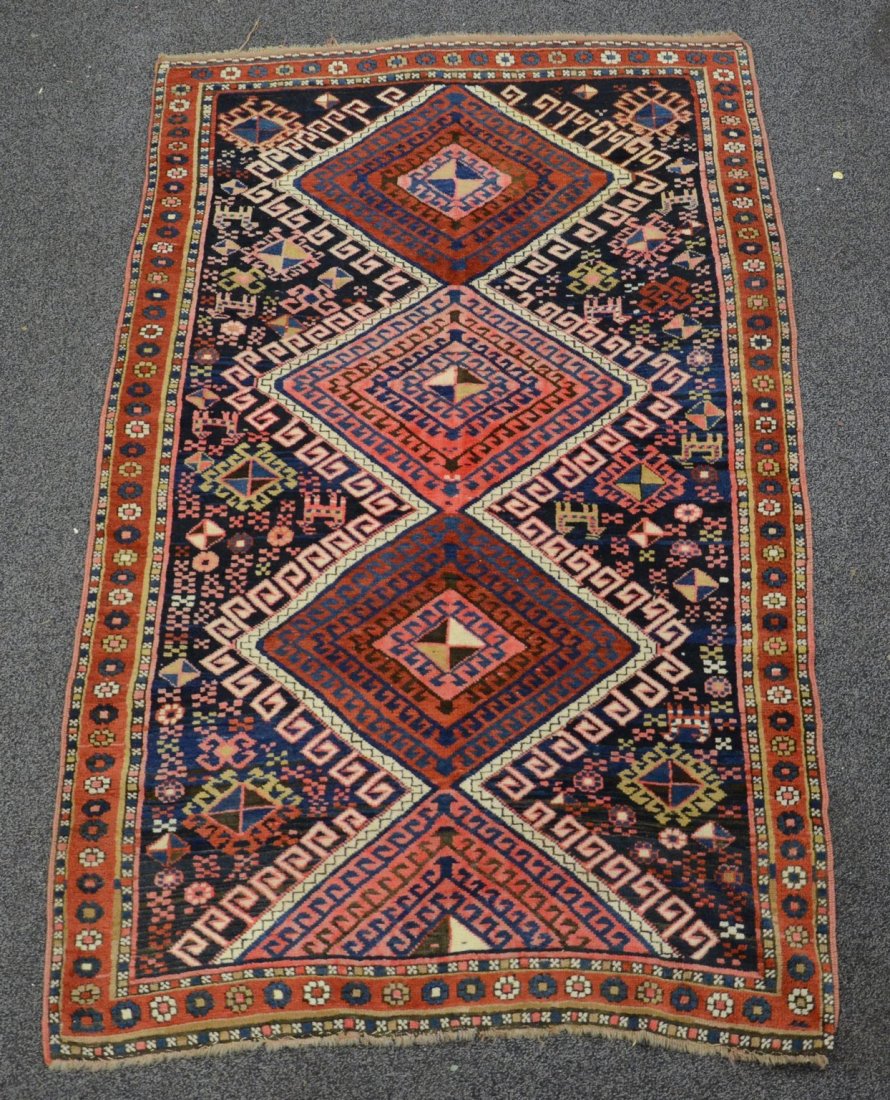 3'10" x 6'8" Caucasian throw rug (1 of 2)