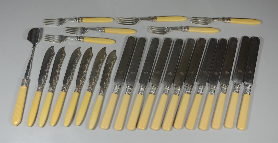 Set of 25 Pieces of silver plated flatware with French (1 of 1)