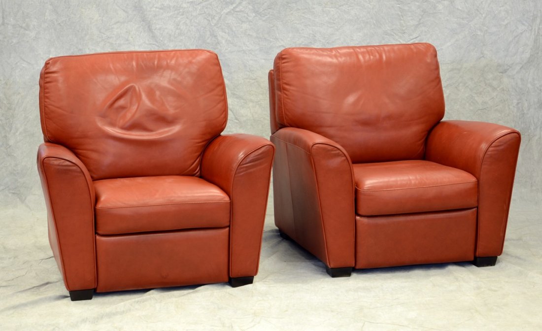2 red leather Natuzzi recliners: 2 red leather Natuzzi recliners
