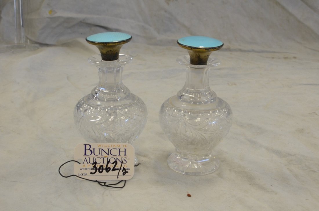 Pair of engraved scent bottles, long applicator (1 of 2)