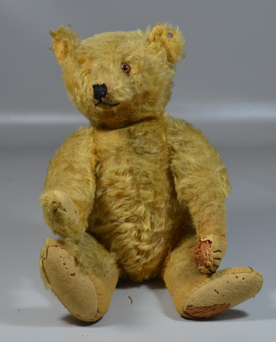 Early Steiff bear, button in ear, loss of fur, paws and (1 of 4)