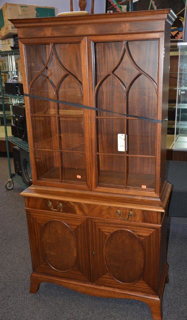 Mahogany Hepplewhite breakfront, 38" w, 73" h: Mahogany Hepplewhite breakfront, 38" w, 73" h
