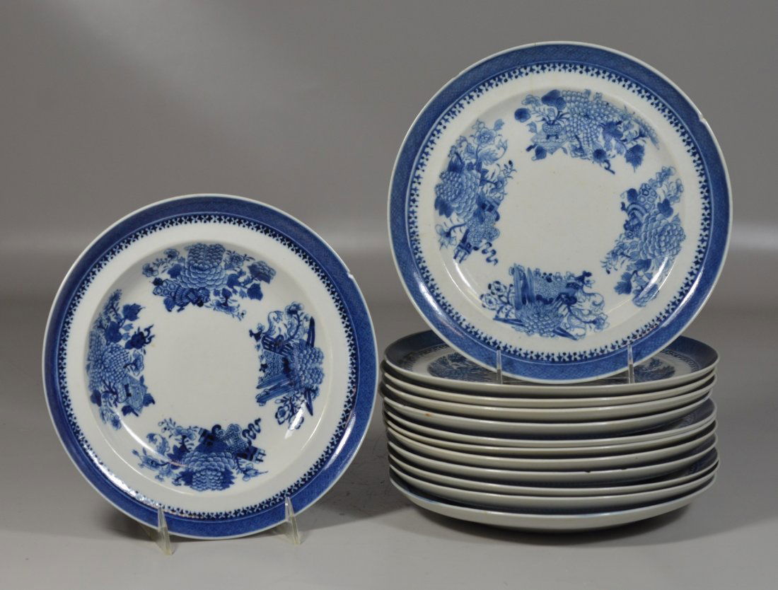 12 Chinese Export Fitzhugh pattern plates, (1 of 2)