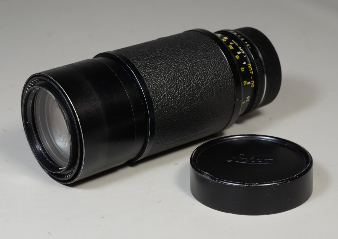 Leica Leitz Wetzlar Vario Elmar-R 80-200mm f4.5 lens (1 of 2)
