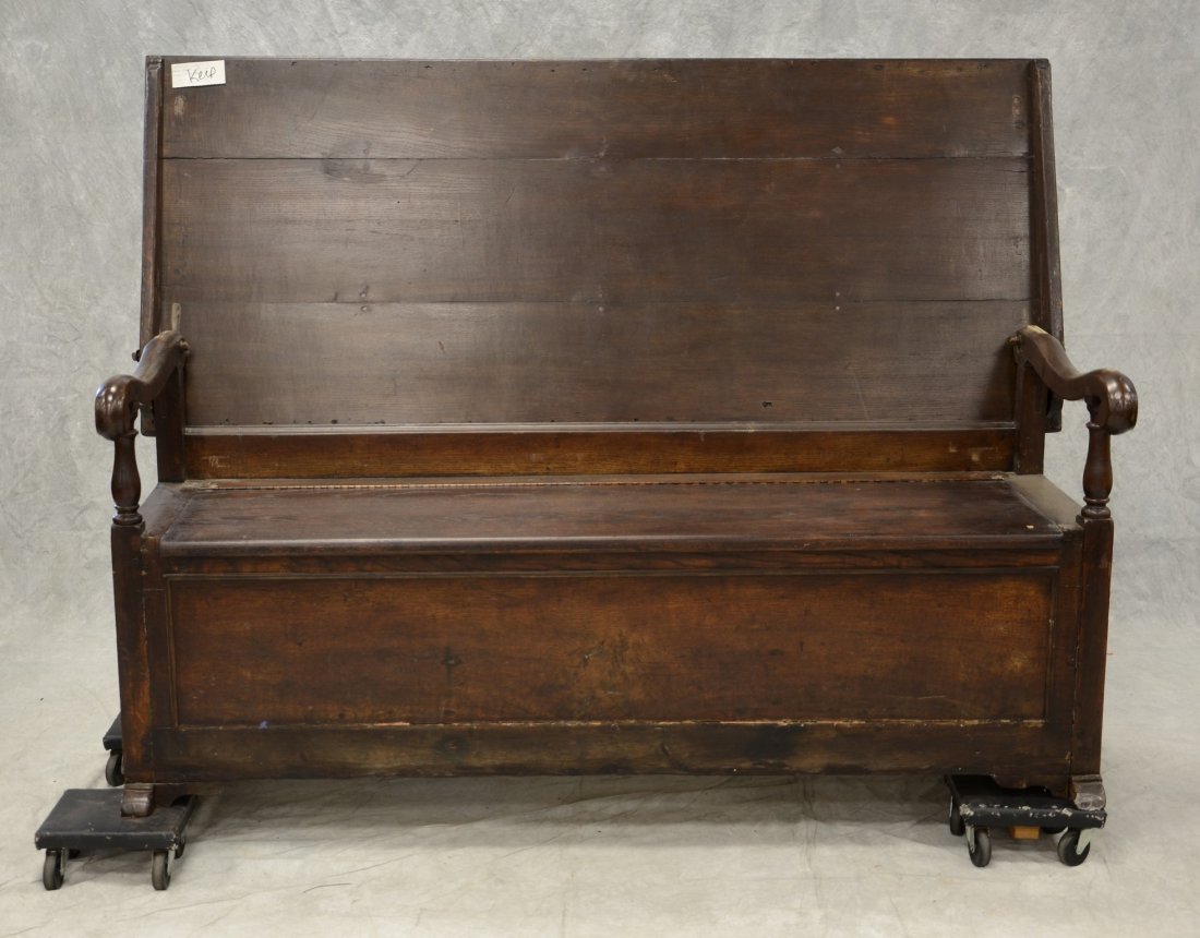 English oak settle bench with a lift seat, open (1 of 3)