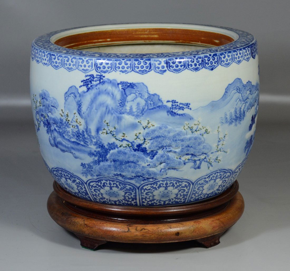 Large Japanese blue & white cache pot, scenic design (1 of 5)