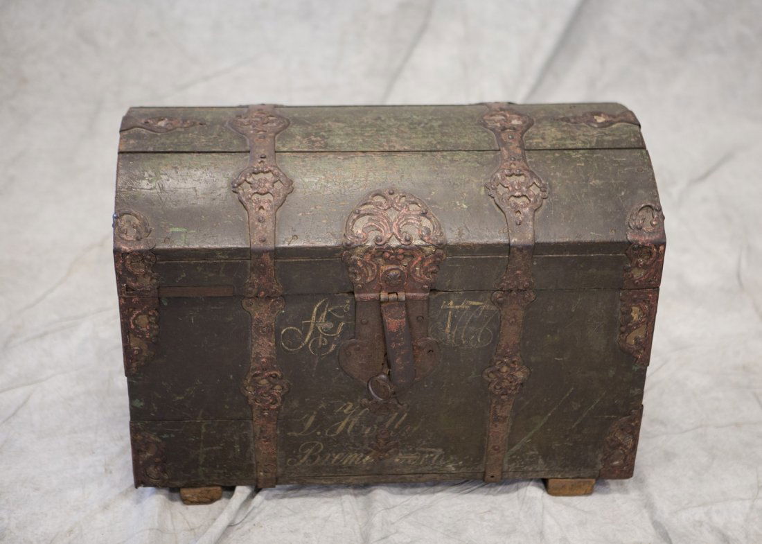 Dome-top Scandinavian immigrant's trunk, wrought iron (1 of 2)