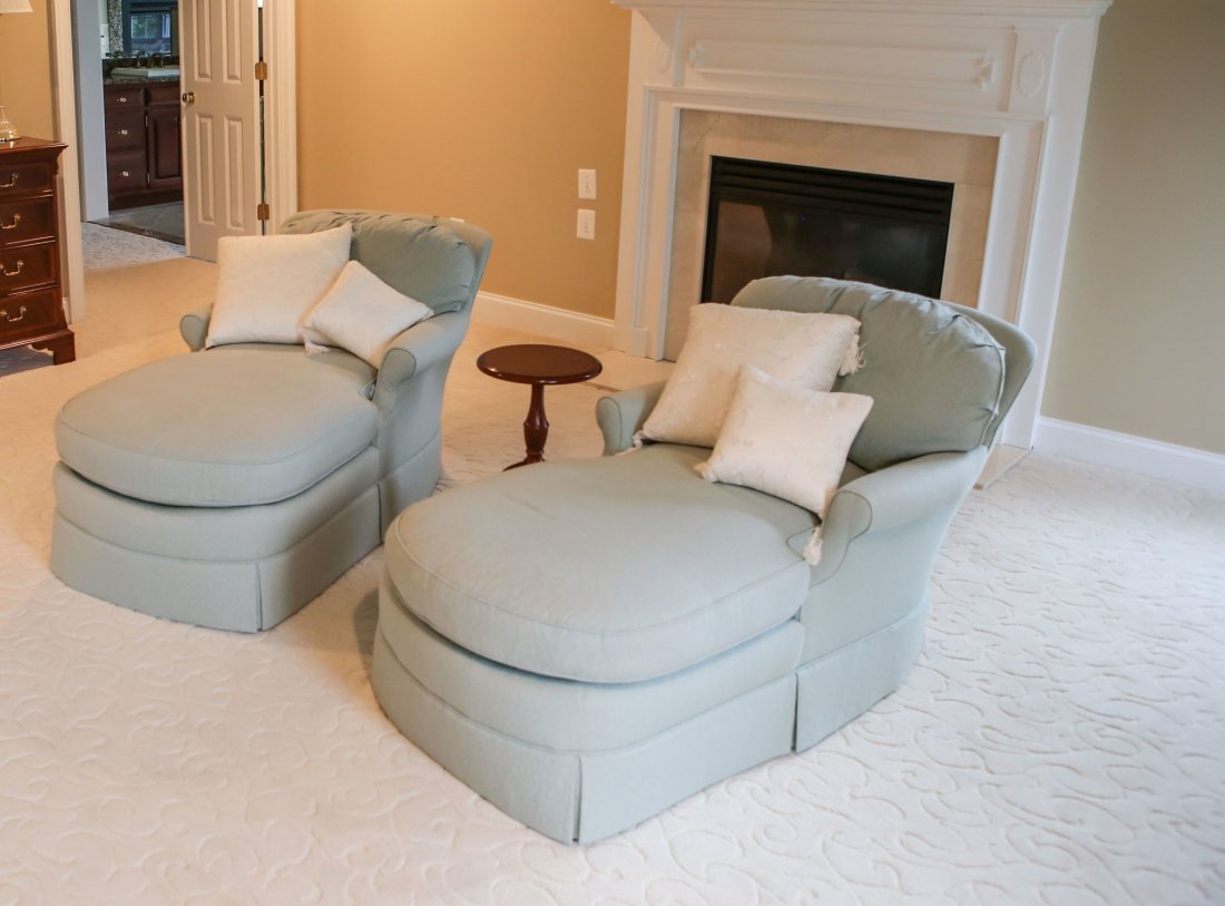 Pair of Brandywine Design green upholstered chaise: Pair of Brandywine Design green upholstered chaise lounges, 60" l x 30" h