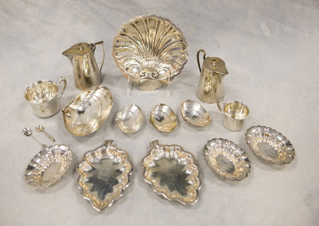 Sterling silver table items to include: (3) scalloped (1 of 4)