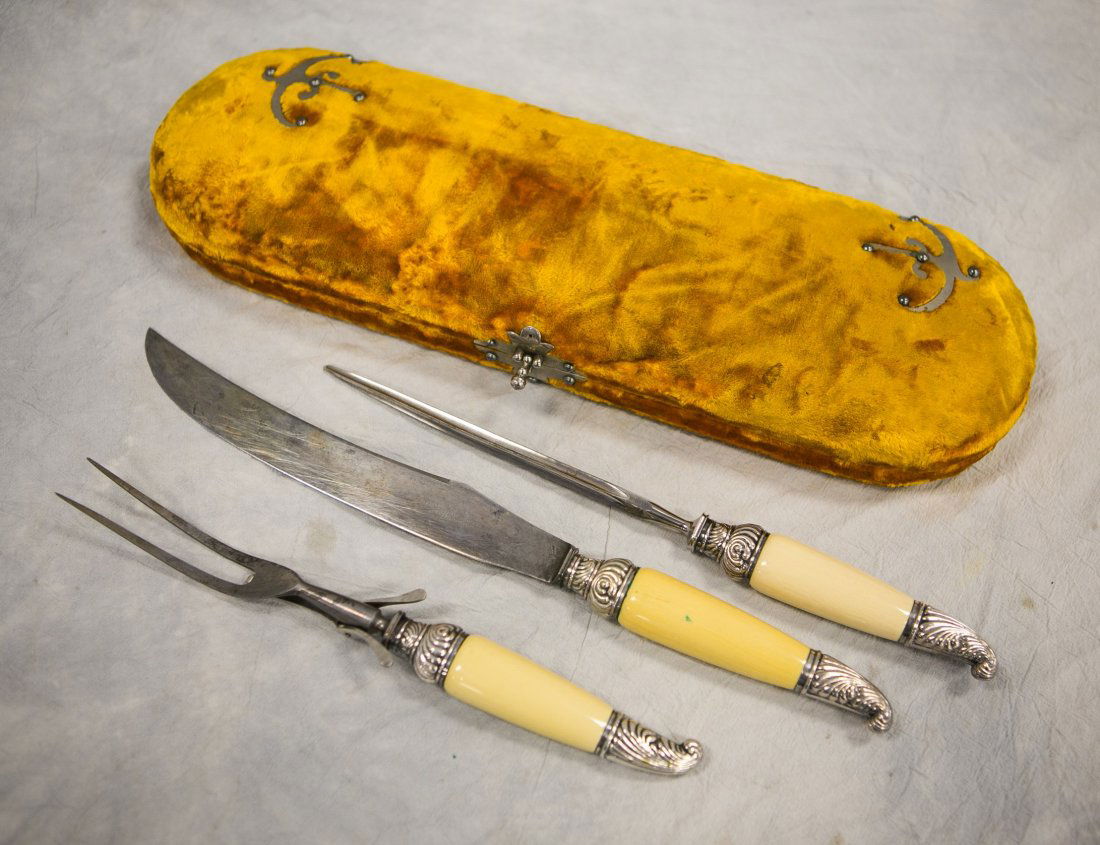 3-Piece Sheffield plated silver carving set in fitted (1 of 3)
