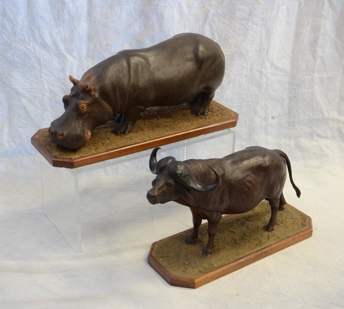 (2) Louis Paul Jonas Studios cape buffalo (1 of 3)