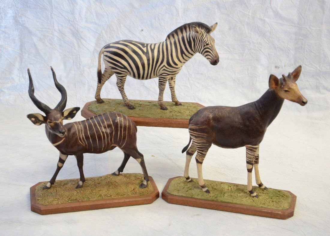 (3) Louis Paul Jonas Studios figures (1 of 3)