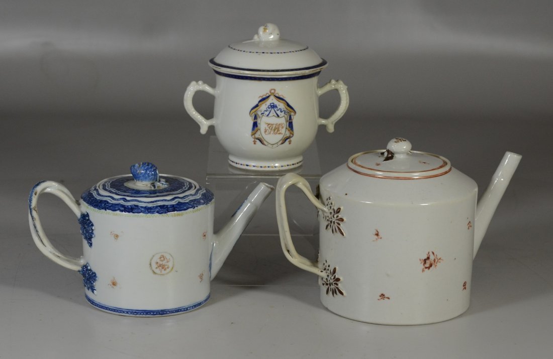 (3) Pieces Chinese Export porcelain, c/o floral (1 of 5)