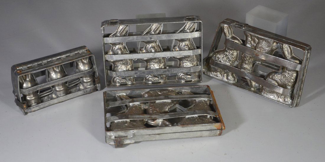 (4) Vintage chocolate candy molds, Easter rabbits (1 of 1)