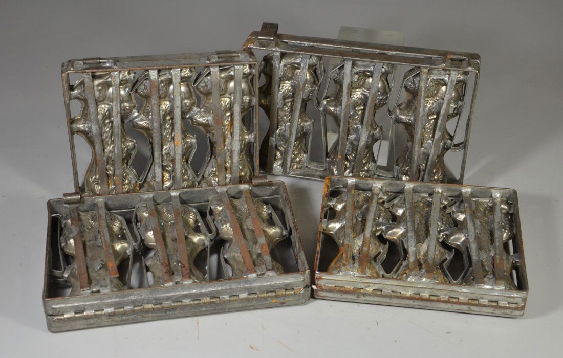 (4) Vintage chocolate candy molds, Easter rabbits (1 of 1)