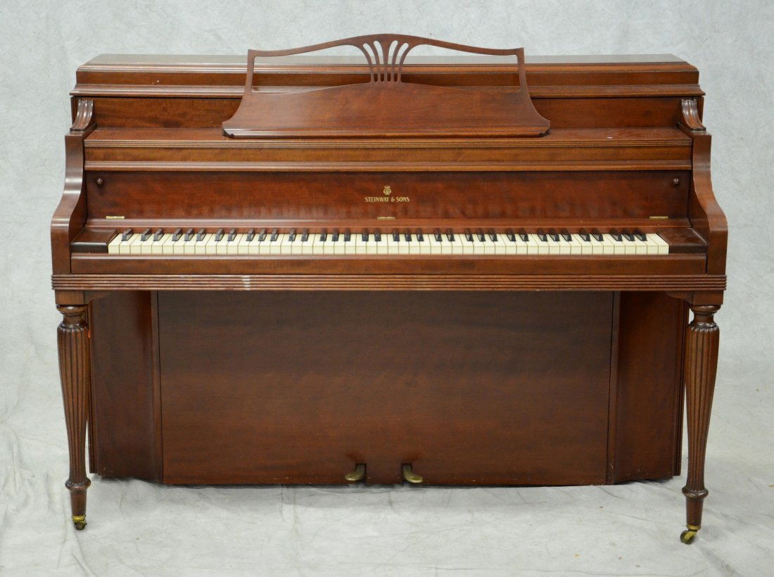 Steinway Model 100 upright paino, mahogany case, SN (1 of 6)