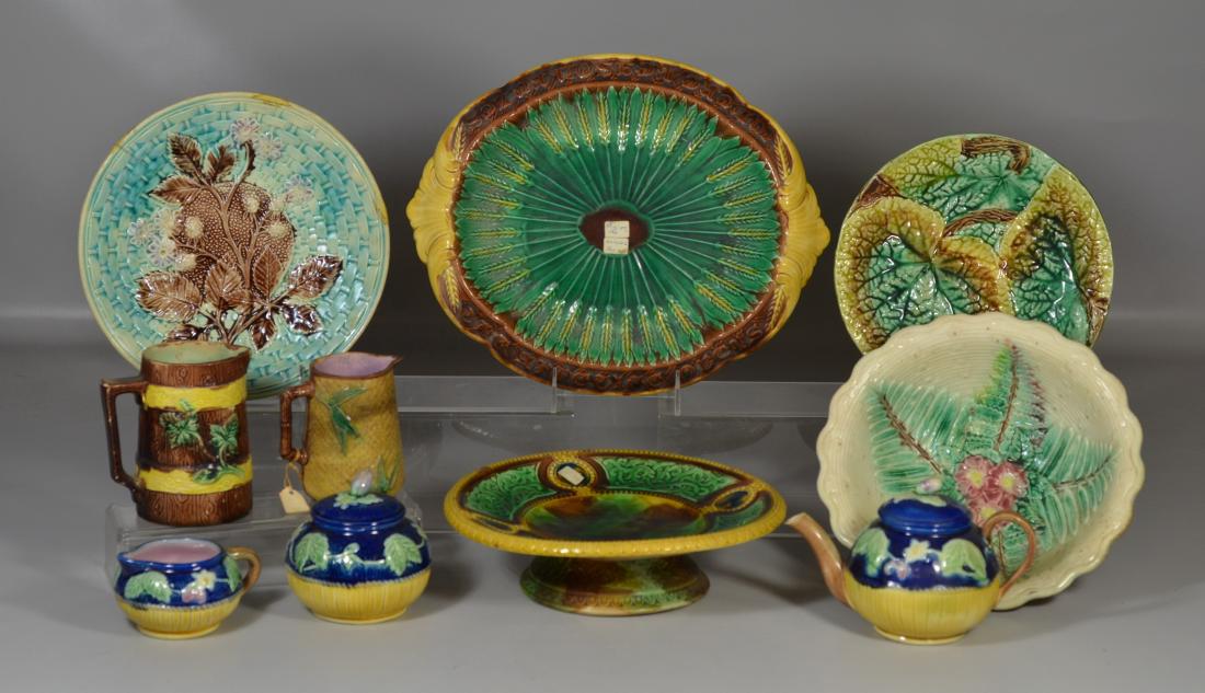 10 Pieces Majolica, to include: 2 plates, bowl, 2 (1 of 4)