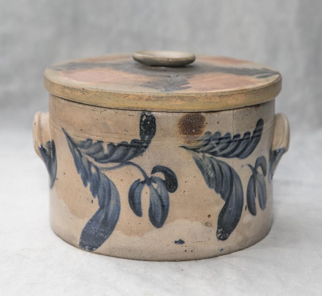 Blue decorated stoneware butter crock with lid, small (1 of 5)