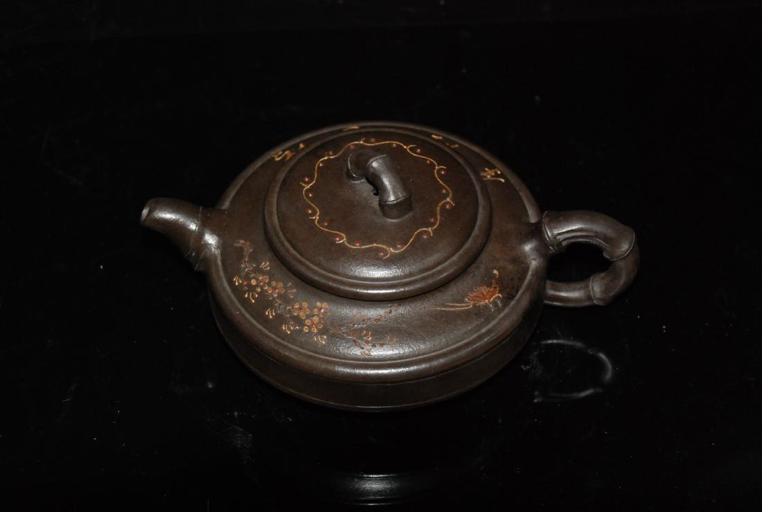 ZiSha Tea Pot: As photo shown