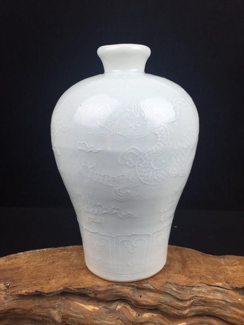 Chinese Porcelain  Blue & White Bowl (1 of 4)