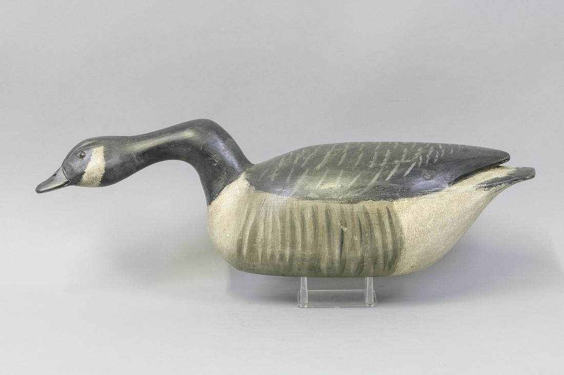 Mike Borrett Hissing Canada Goose Decoy, Madison (1 of 6)