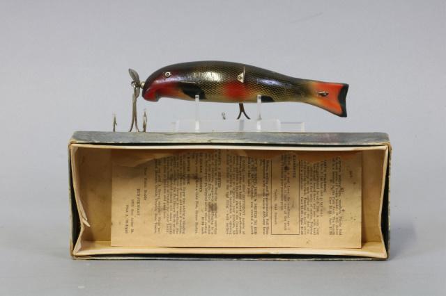 Bud Stewart Side Sucker Fishing Lure, Flint, MI,: Bud Stewart Side Sucker Fishing Lure, Flint, MI, Rare, With Org. 2pc Cardboard Box & Paper, Double Treble Hooks, Tack Eyes, small tail chip on bottom Otherwise Very Good Original Condition, Lg 8", Est