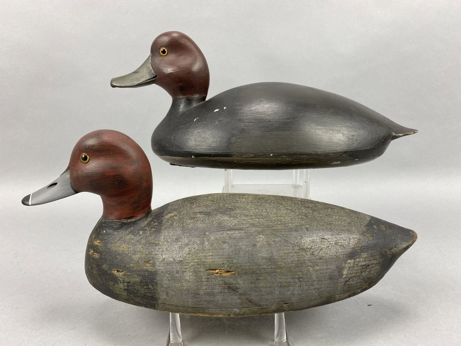 2 Redhead Drake Duck Decoys (1 of 4)