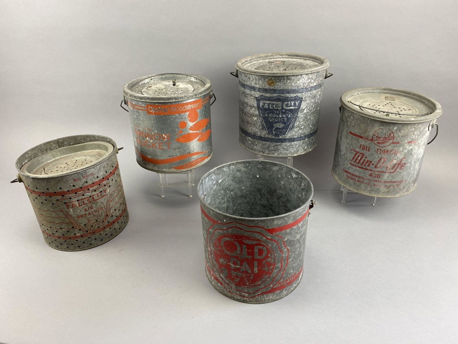 5 Vintage Metal Minnow Buckets (1 of 7)