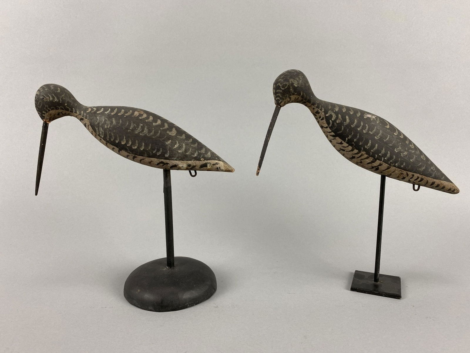 2 Antique Shorebirds: Attributed George Watts Penn from Forked River New Jersey, appear to be original paint with nice patina, bills have possibly been replaced, Steve Weller Collection, 9.5"L, est. 400 - 700