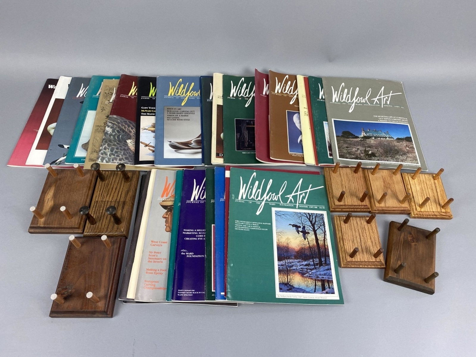 Decoy Stands & Magazines (1 of 5)